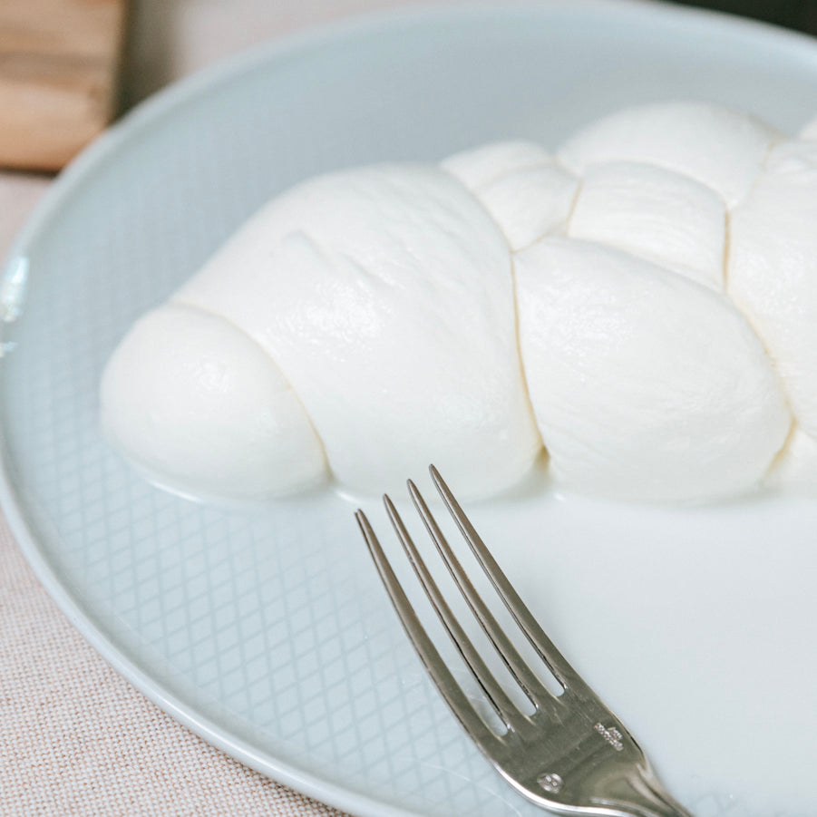 Treccia Costanzo con latte di Bufala